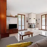Casa - Dongo