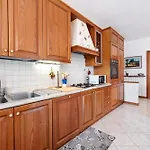 Apartment Casa - *