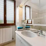 Apartment Casa - *